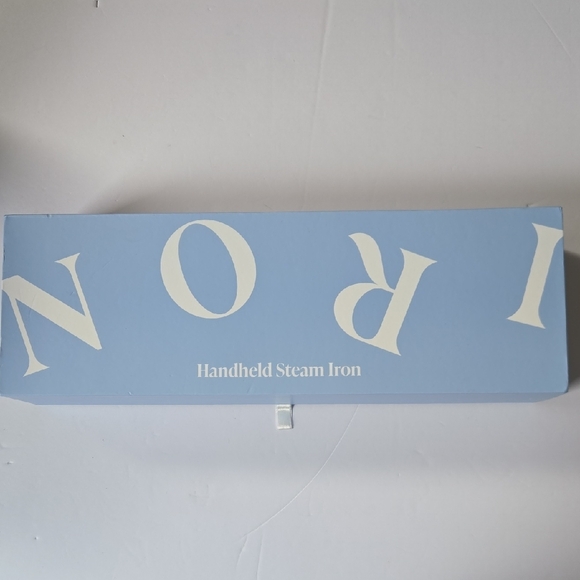 Light Blue Garment Steamer - Picture 2 of 4